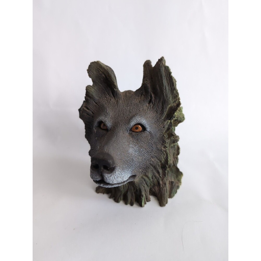 Bill Vernon Wolf 1997 Sculpture Figurine Vintage Gorgeous 4 3/4" high Rare